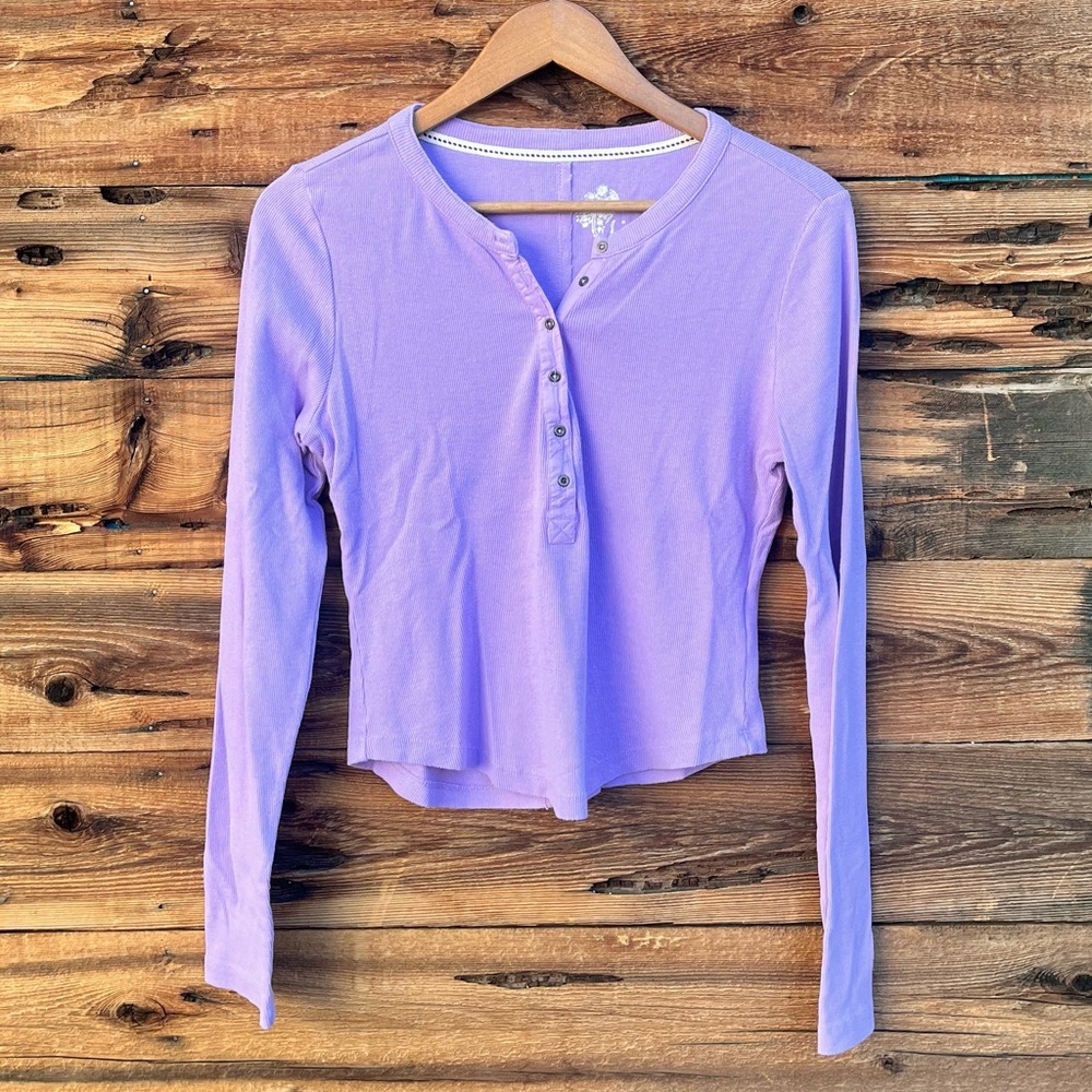PILCRO | Anthropologie Lavender Purple Ribbed Button Cropped Long Sleeve Shirt M